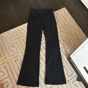 Lululemon groove nulu super high rise flared pant size: 6